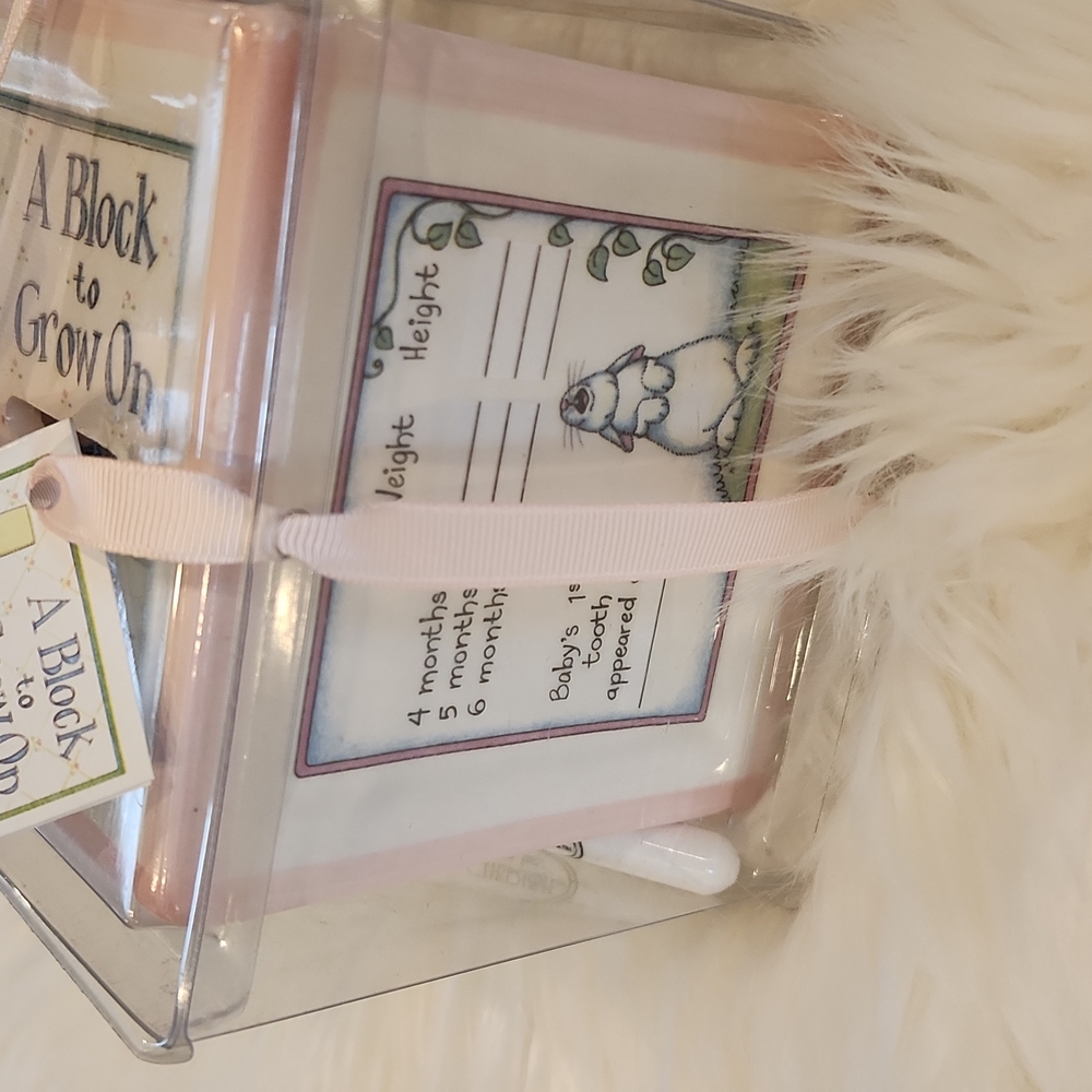 Baby keepsake piggy bank - Picture 2 of 5
